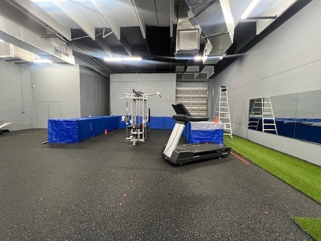 More Photos Of 4830-4882 NW 167th St, Miami Gardens General Retail For Sale