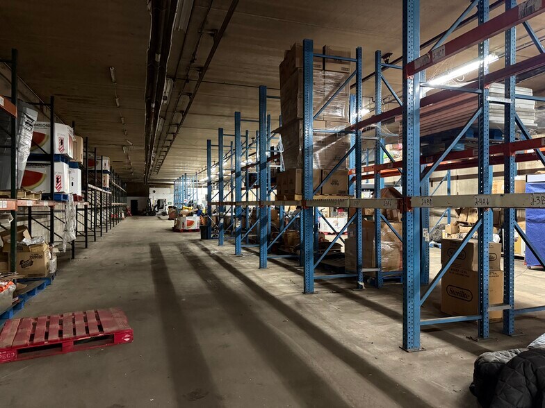 More Photos Of 39404 Grand Ave, North Branch Warehouse For Sale