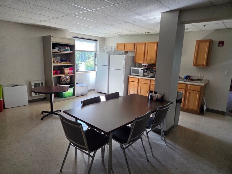 More Photos Of 4378 Craighead Rd, Allison Park Office For Lease
