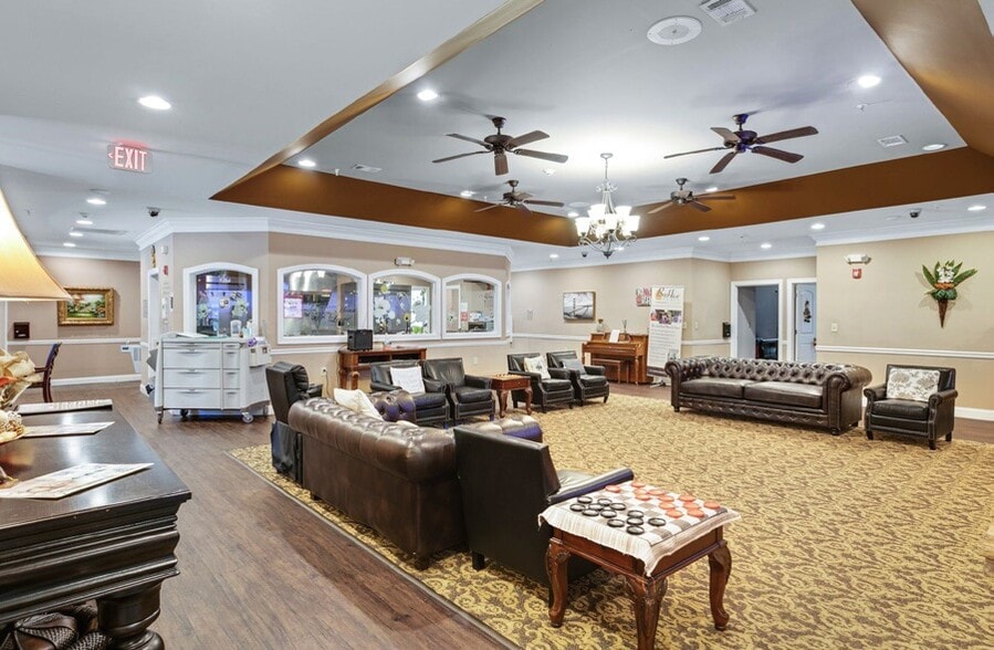 More Photos Of 1073 S Enota Dr NE, Gainesville Assisted Living For Sale