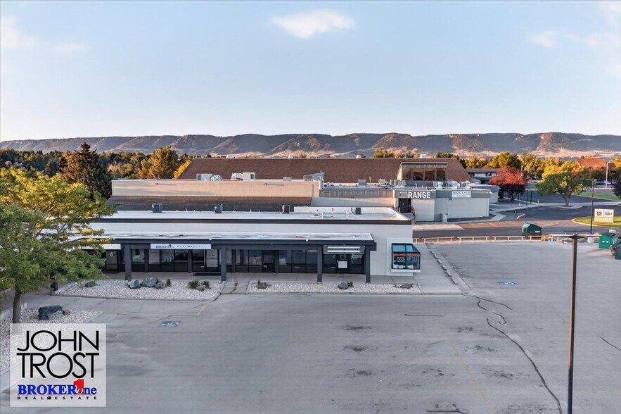 More Photos Of 327 Thelma Dr, Casper Storefront For Lease