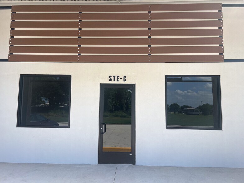 More Photos Of 5467 Alamo Rd, Edinburg Office For Lease