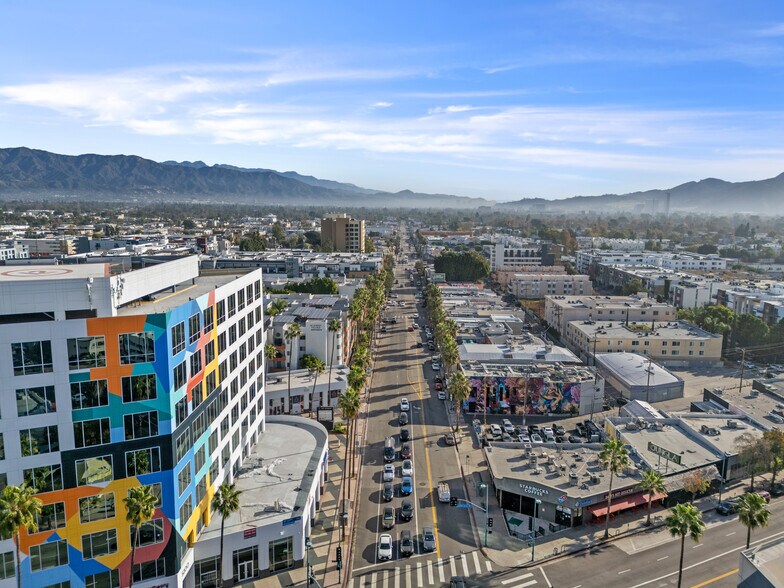 More Photos Of 5142 Lankershim Blvd, North Hollywood Storefront For Sale