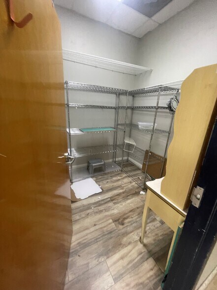 More Photos Of 3001 Ormond Blvd, Destrehan Storefront Retail Office For Lease