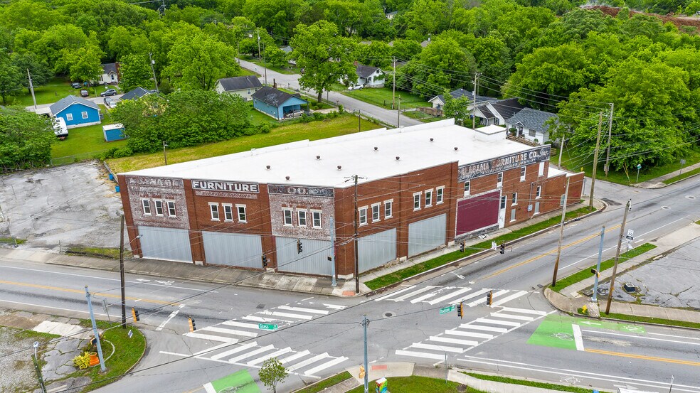 More Photos Of 2200 Glass St, Chattanooga Storefront Retail Residential For Sale