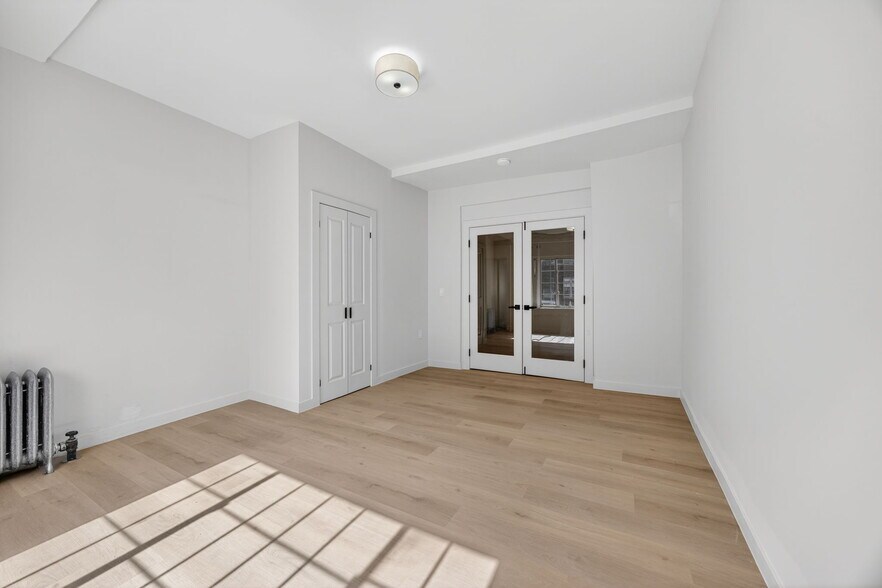 More Photos Of 341 E 51st St, Brooklyn Apartments For Sale