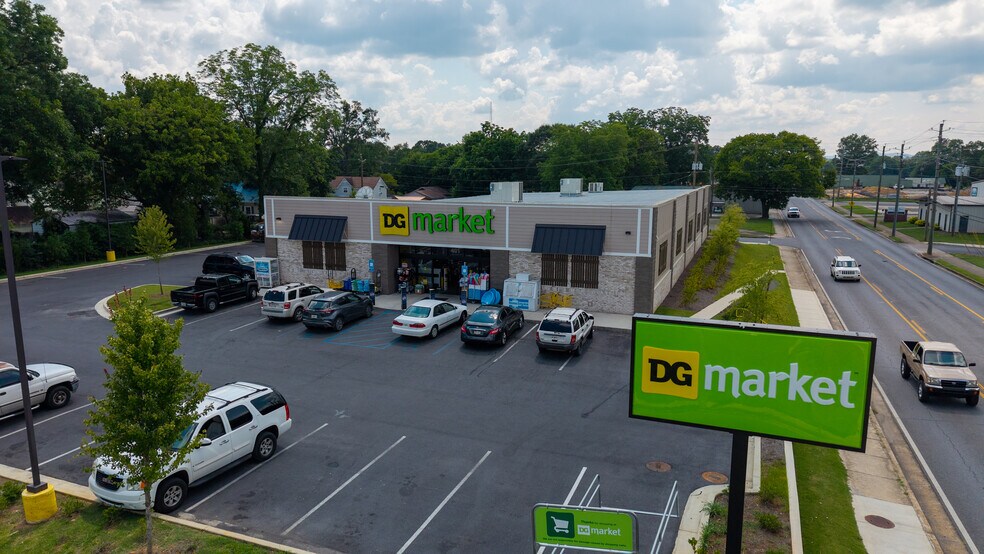 More Photos Of 401 West Avenue, Cedartown General Retail For Sale