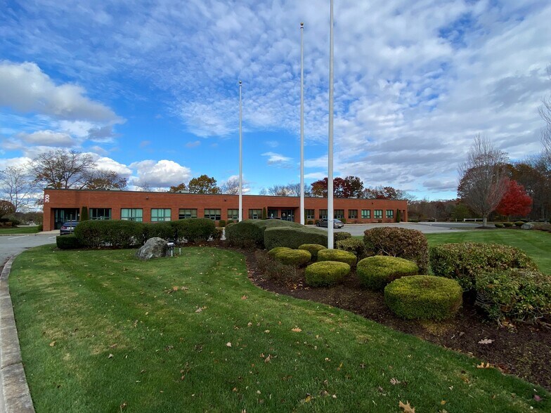 More Photos Of 24 Albion Rd, Lincoln Unknown For Lease