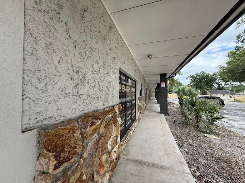 More Photos Of 4211 E Busch Blvd, Tampa Freestanding For Sale