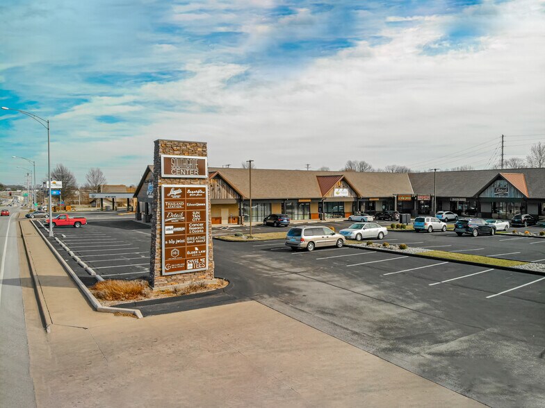 More Photos Of 1730 E Republic Rd, Springfield Unknown For Lease