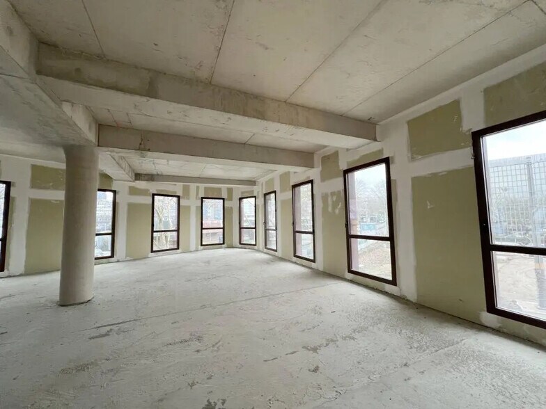More Photos Of 111 Avenue François Arago, Nanterre Office For Sale