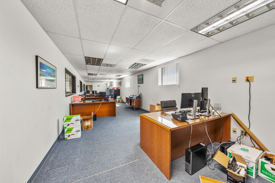 More Photos Of 2090 Commerce Dr, Medford Office For Lease