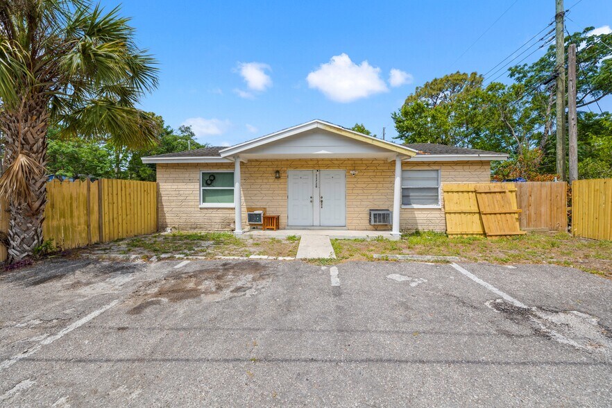 More Photos Of 11720 N 15th St, Tampa Apartments For Sale