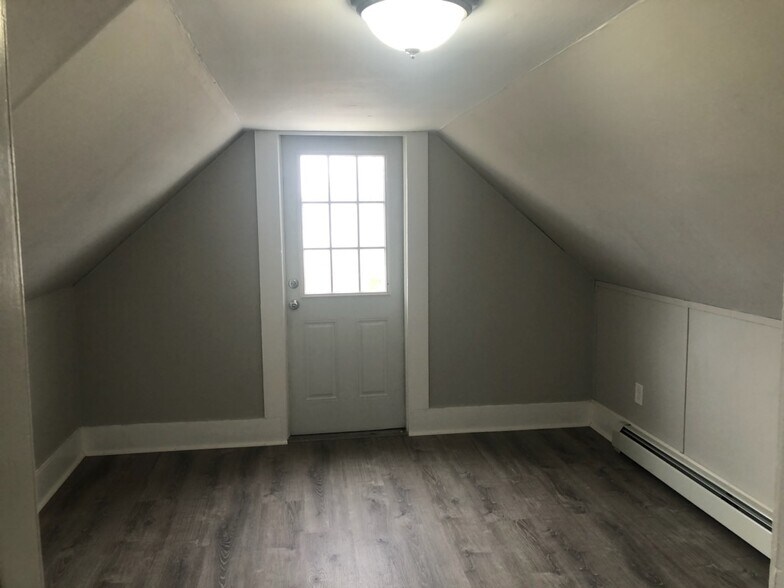 More Photos Of 14 Cedar St, Skowhegan Apartments For Sale