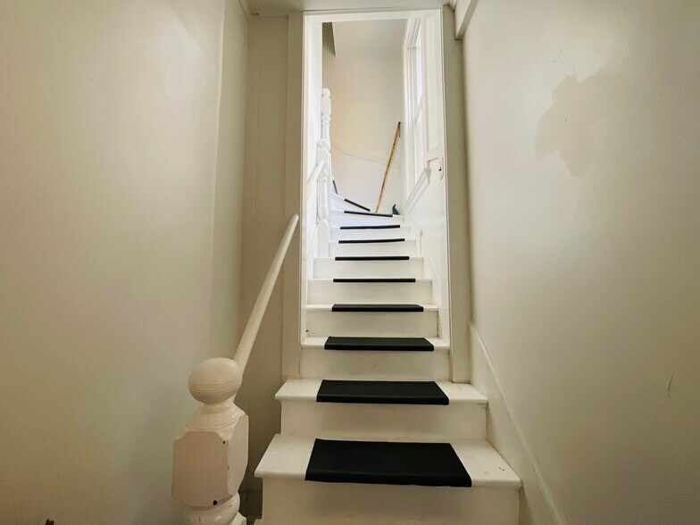 More Photos Of 179 1st St, Pittsfield Office Residential For Sale