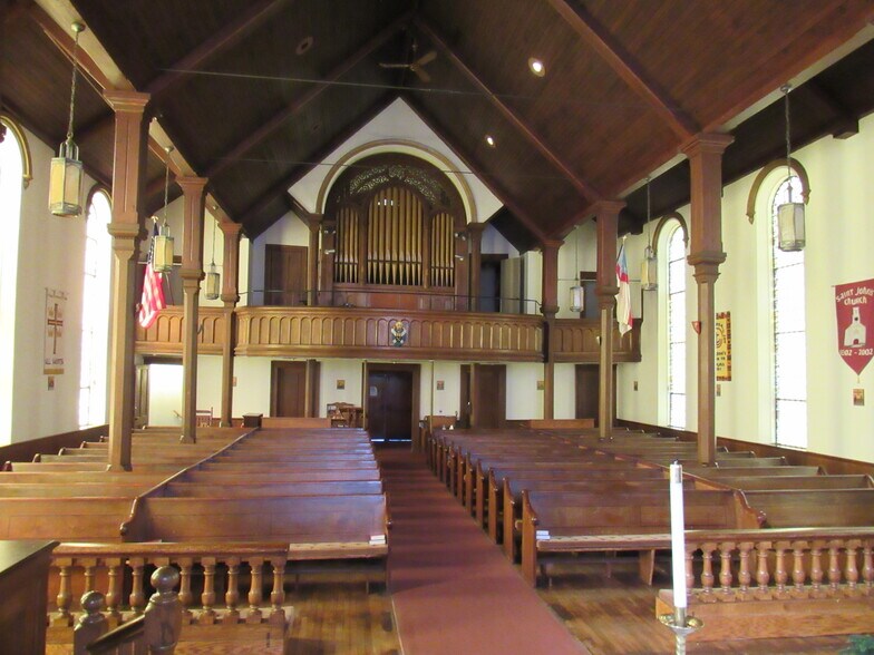 More Photos Of 92 Main St, East Windsor Religious Facility For Sale