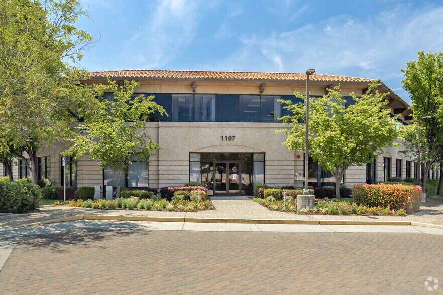 More Photos Of 1107 Investment Blvd, El Dorado Hills Office For Lease