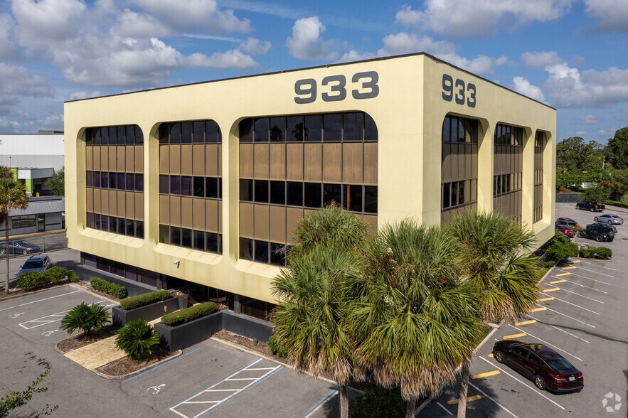 Primary Photo Of 933 Lee Rd, Orlando Office For Lease