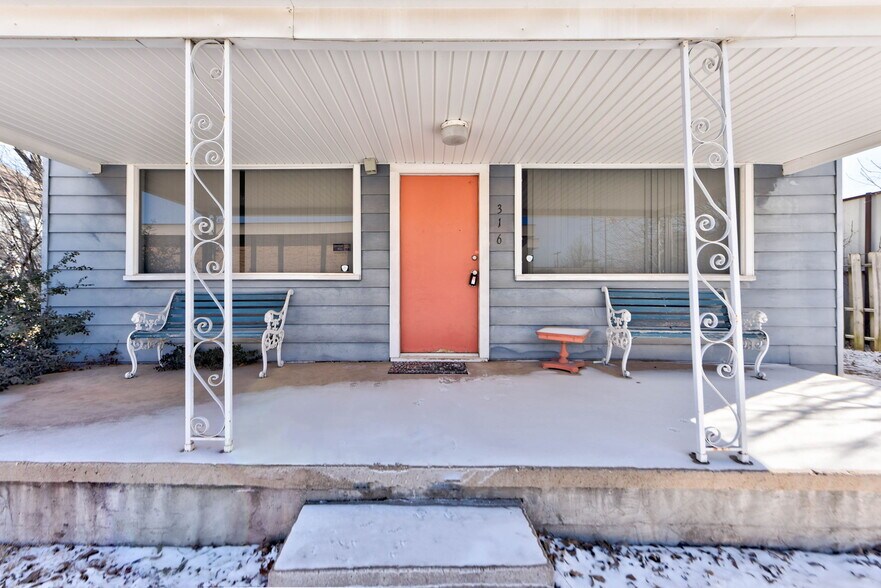 More Photos Of , El Reno Office For Sale