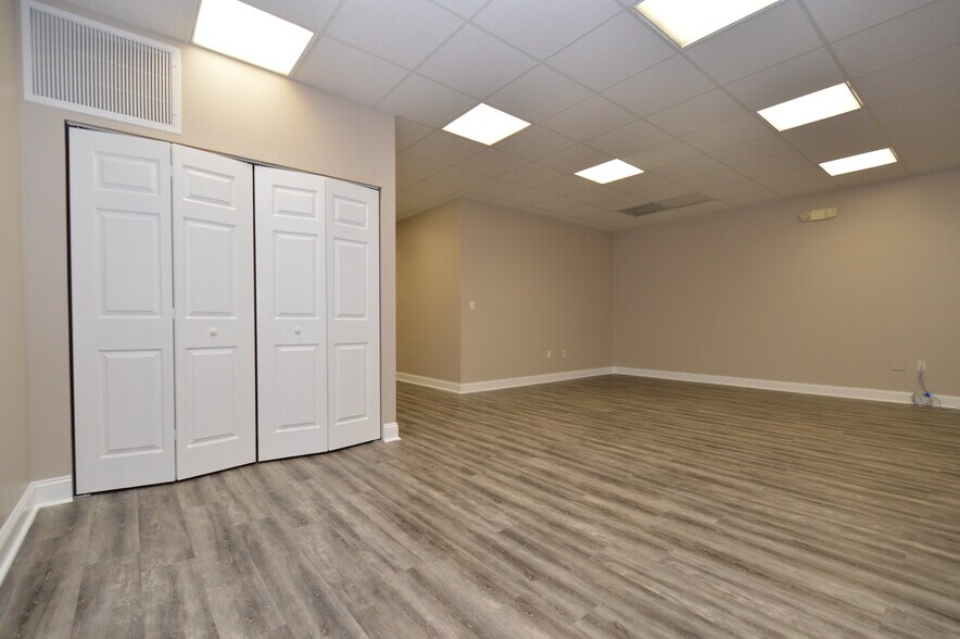 More Photos Of 7551 Wiles Rd, Coral Springs Office For Lease