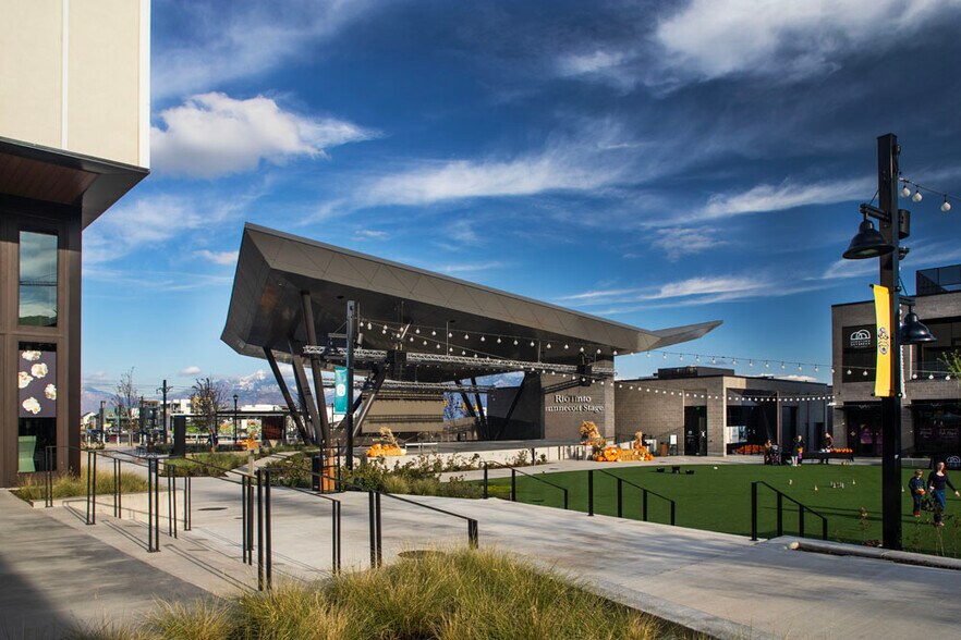 More Photos Of 5464 Center Field Dr, South Jordan Apartments For Lease