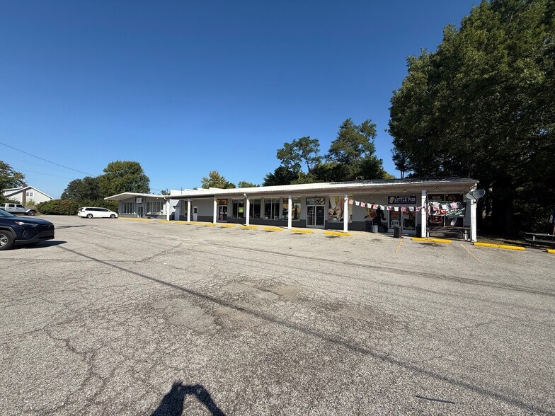 More Photos Of 1812-1818 Petersburg Rd, Hebron Storefront For Sale