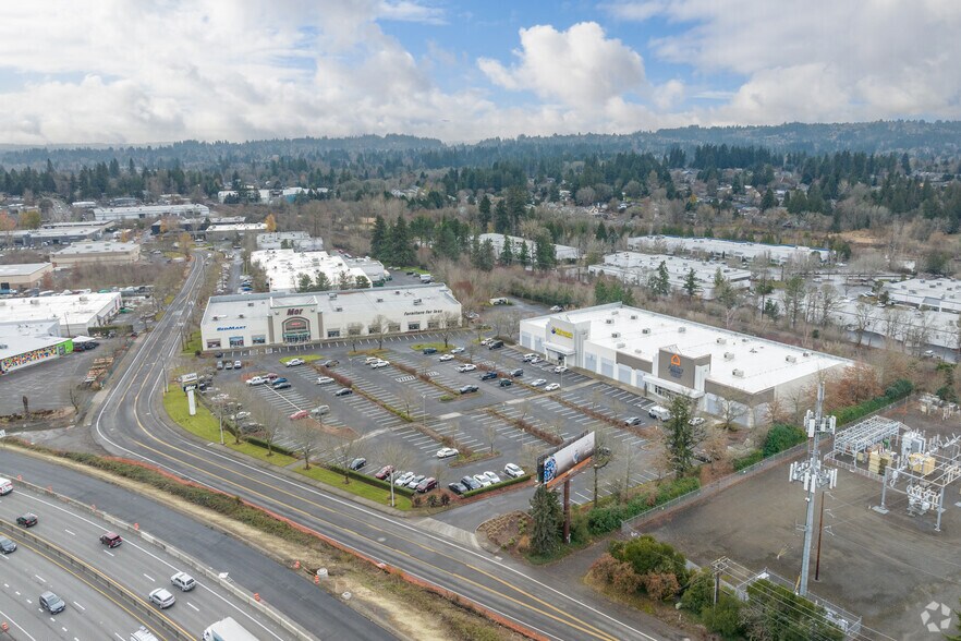 More Photos Of 10329-10355 SW Cascade Blvd, Tigard Freestanding For Lease