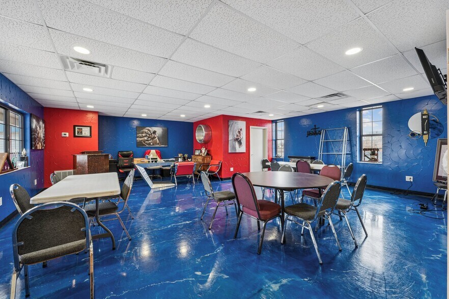 More Photos Of 1005 SW 4th St, Moore Religious Facility For Sale