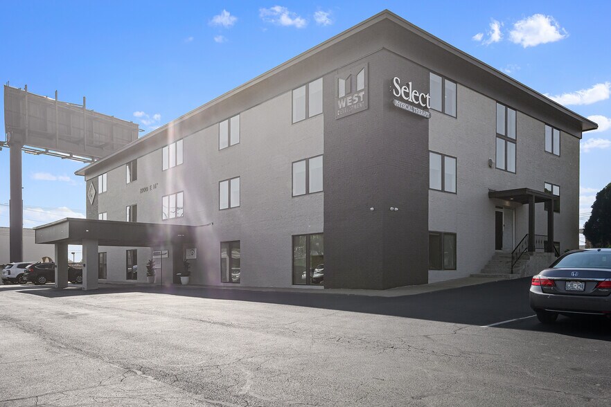 More Photos Of 2300 E 14th St, Tulsa Office For Lease