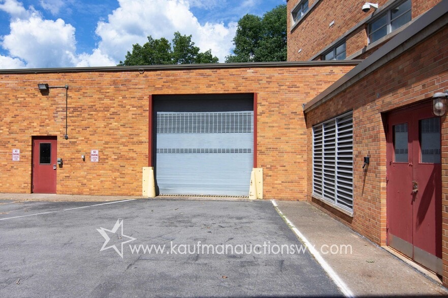 More Photos Of 100 Bluestone Rd, Mount Hope Research And Development For Sale
