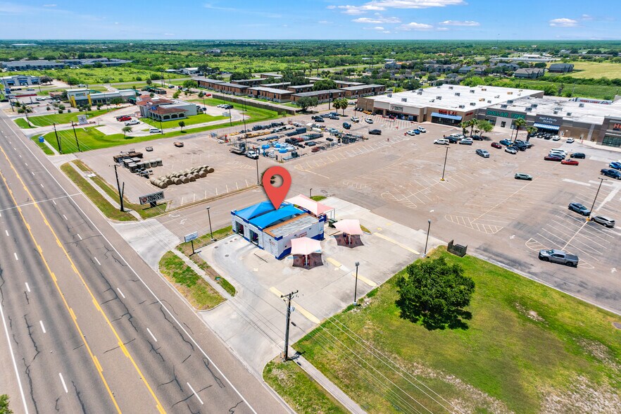 More Photos Of 2393 S Brahma Blvd, Kingsville Specialty For Sale