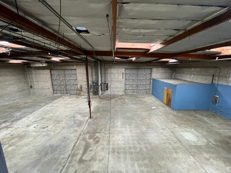 More Photos Of 2764 Saint Louis Ave, Signal Hill Warehouse For Lease