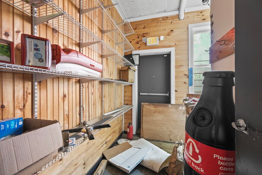 More Photos Of 146-148 E State St, Ithaca Storefront Retail Residential For Sale