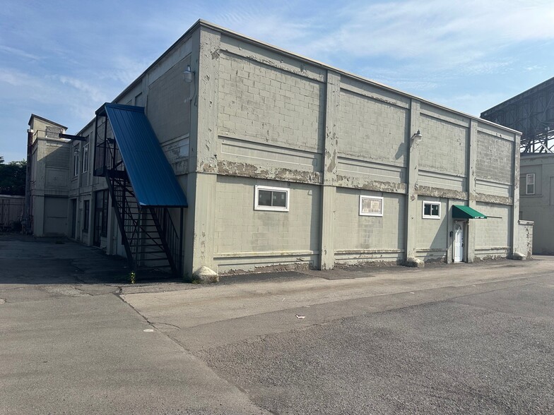 More Photos Of 80 Rockwood St, Rochester Loft Creative Space For Lease