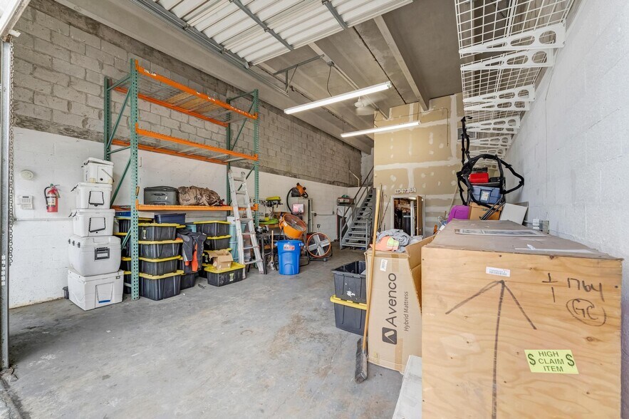 More Photos Of 2201-2227 SW 57th Ave, West Park Warehouse For Sale