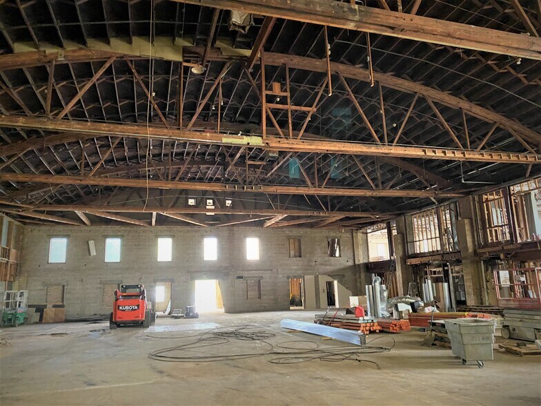 More Photos Of 5505 123rd St W, Savage Manufacturing For Lease