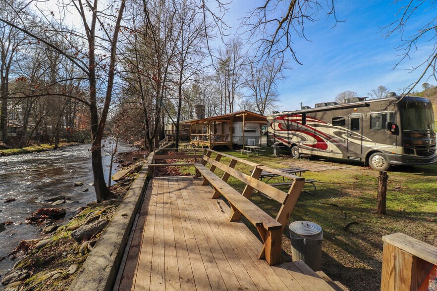 More Photos Of 1840 W Deep Creek Rd, Bryson City Trailer Camper Park For Sale