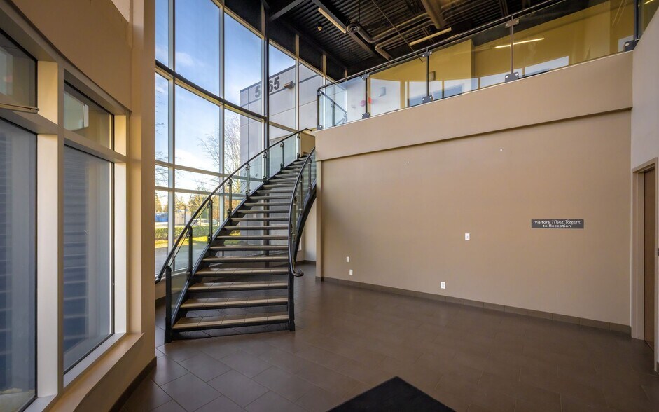 More Photos Of 5465 Production Blvd, Surrey Service For Lease