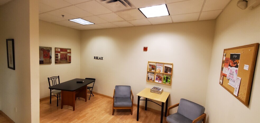 More Photos Of 1277 N Semoran Blvd, Orlando Office For Lease