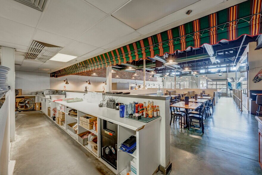 More Photos Of 922-926 Victorian Ave, Sparks General Retail For Sale