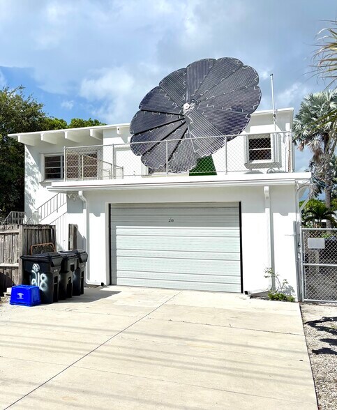 More Photos Of 218 S F St, Lake Worth Beach Warehouse For Sale