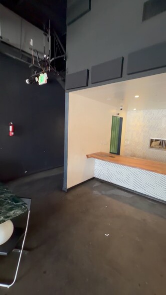 Primary Photo Of 235 S San Pedro St, Los Angeles Apartments For Lease