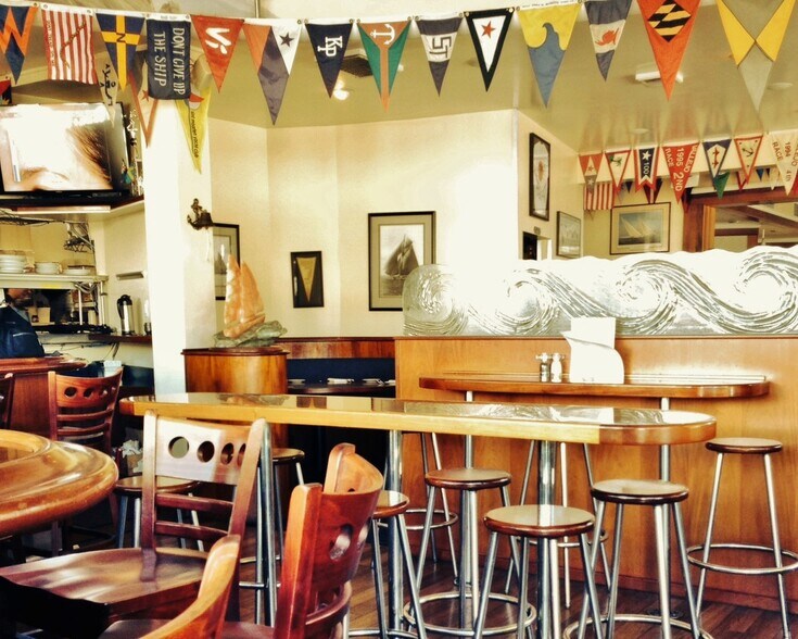 More Photos Of 1555 Bonanza St, Walnut Creek Restaurant For Sale