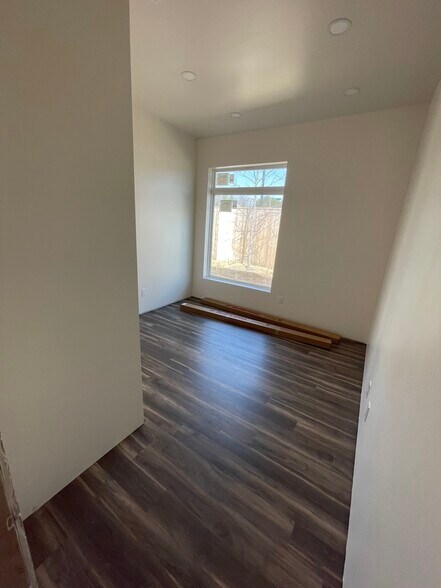 More Photos Of 1360 N Kimball Ave, Southlake Medical For Lease