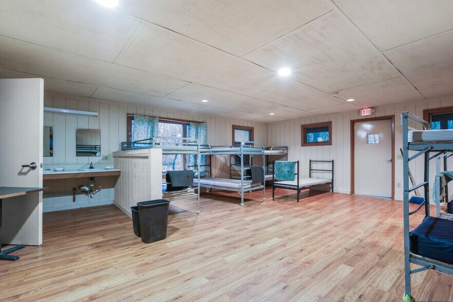 More Photos Of 5734 Durbin Rd, Bellville Specialty For Sale