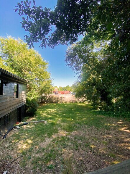 More Photos Of 726 Windy Hill Rd, Smyrna Loft Creative Space For Lease