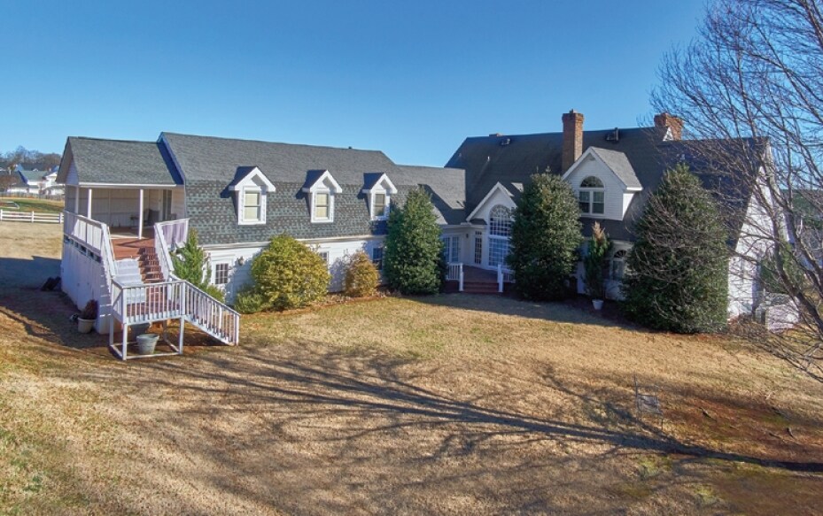 More Photos Of 105 Marshland Ln, Greer Hospitality For Sale