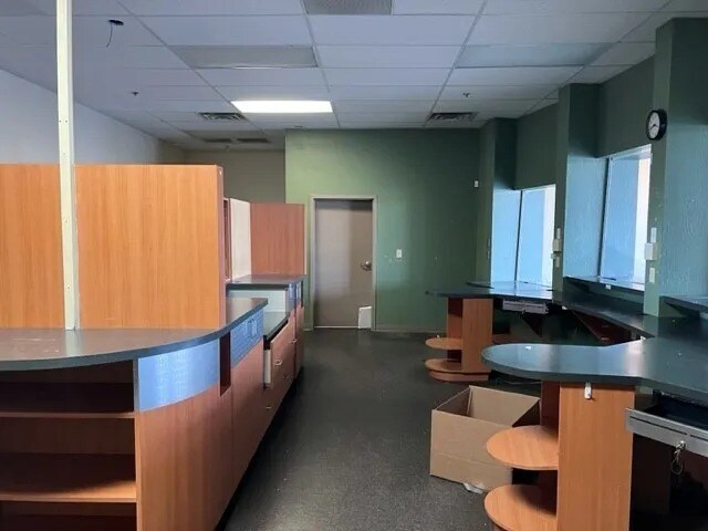 More Photos Of 135 E Ray Rd, Chandler Unknown For Lease