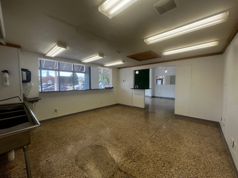 More Photos Of 3855 Lindell Blvd, Saint Louis Apartments For Lease