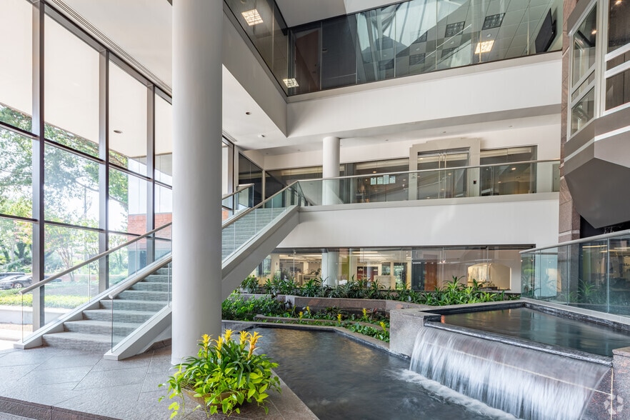 More Photos Of 3091 Governors Lake Dr, Peachtree Corners Office For Lease